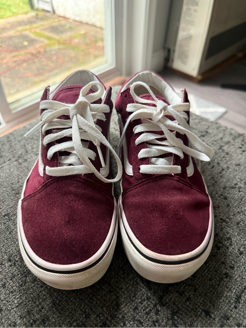 Vans Women's Low-Top Platform Sneakers in Burgundy and White Skater Classic
